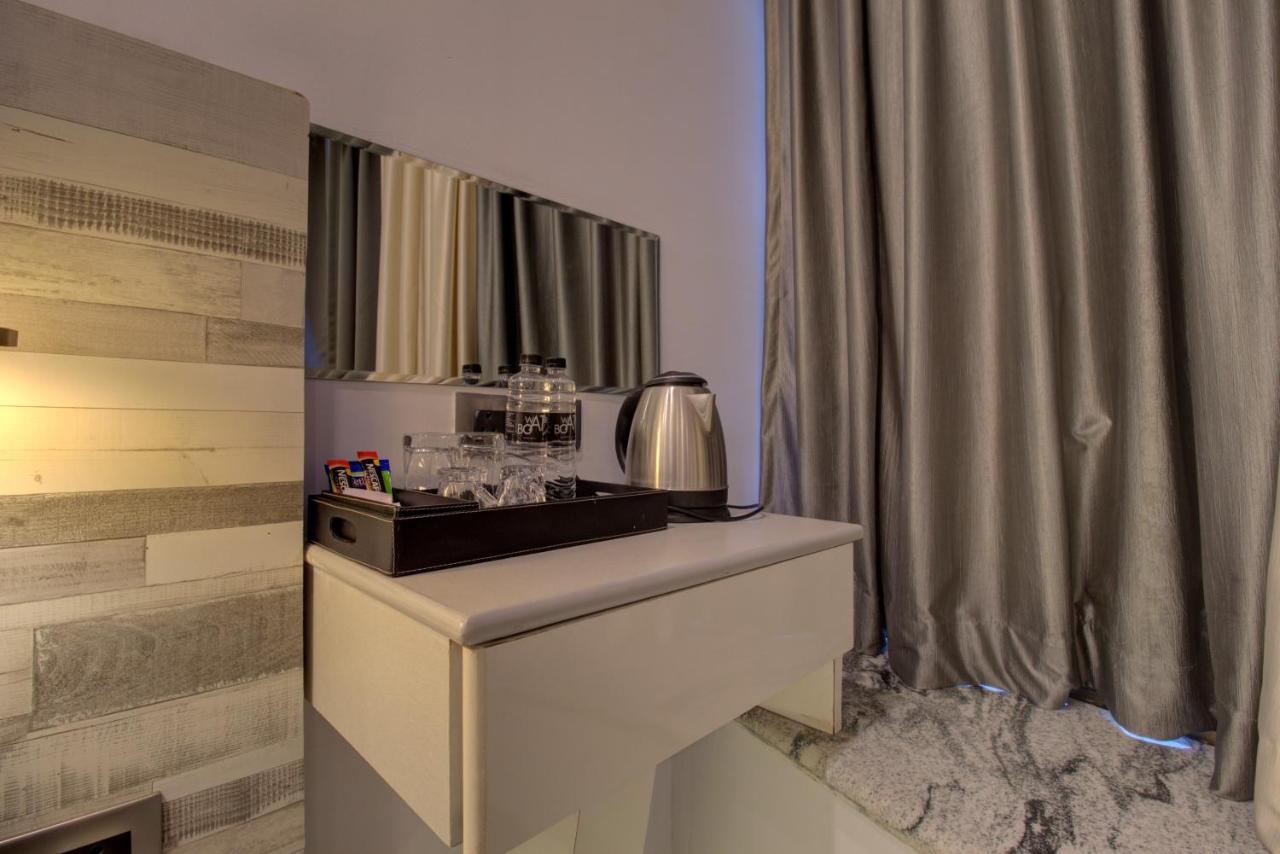 Greenstones Boutique Hotel Nashik Esterno foto